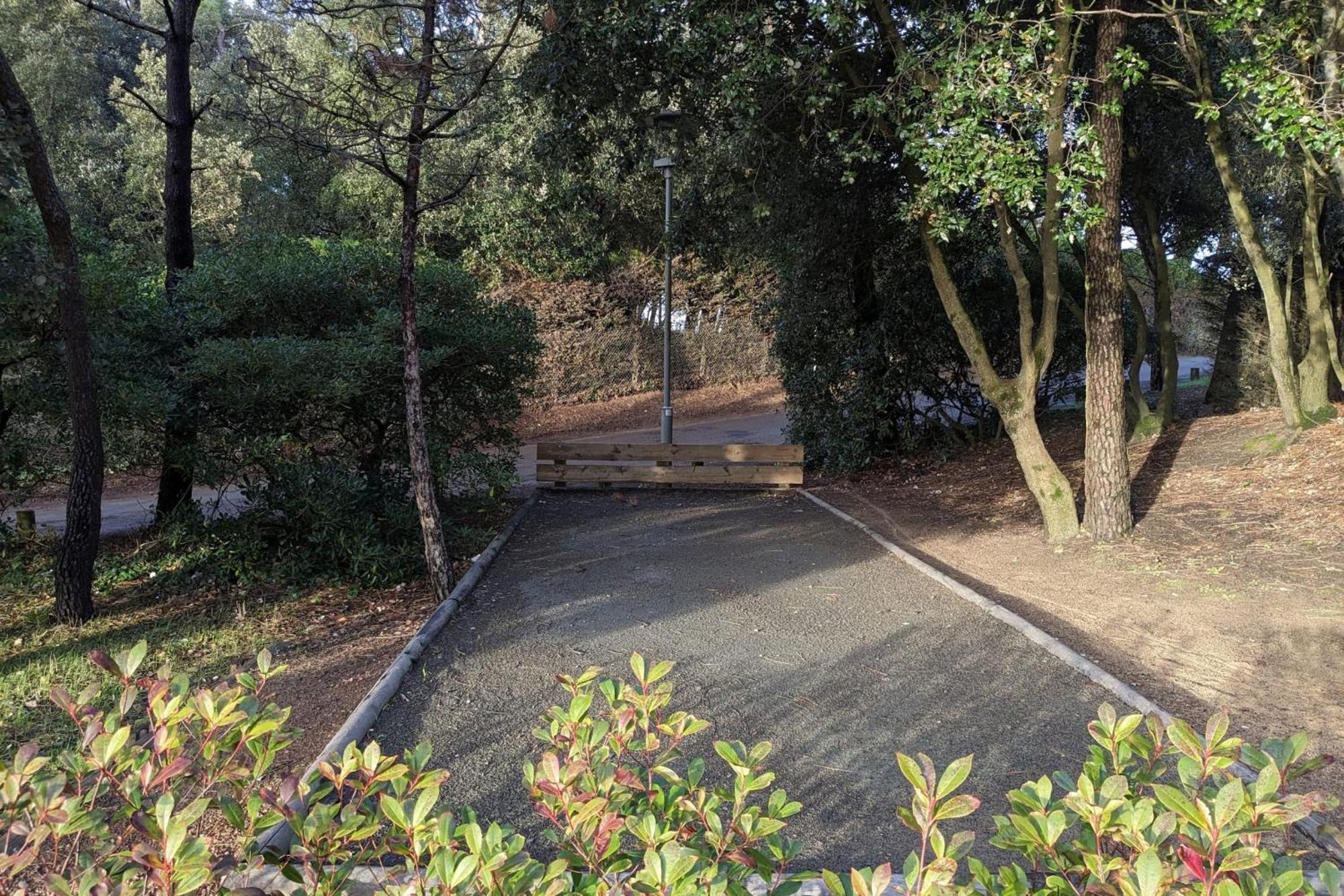 Charming Just Steps From The Sea Chalet *